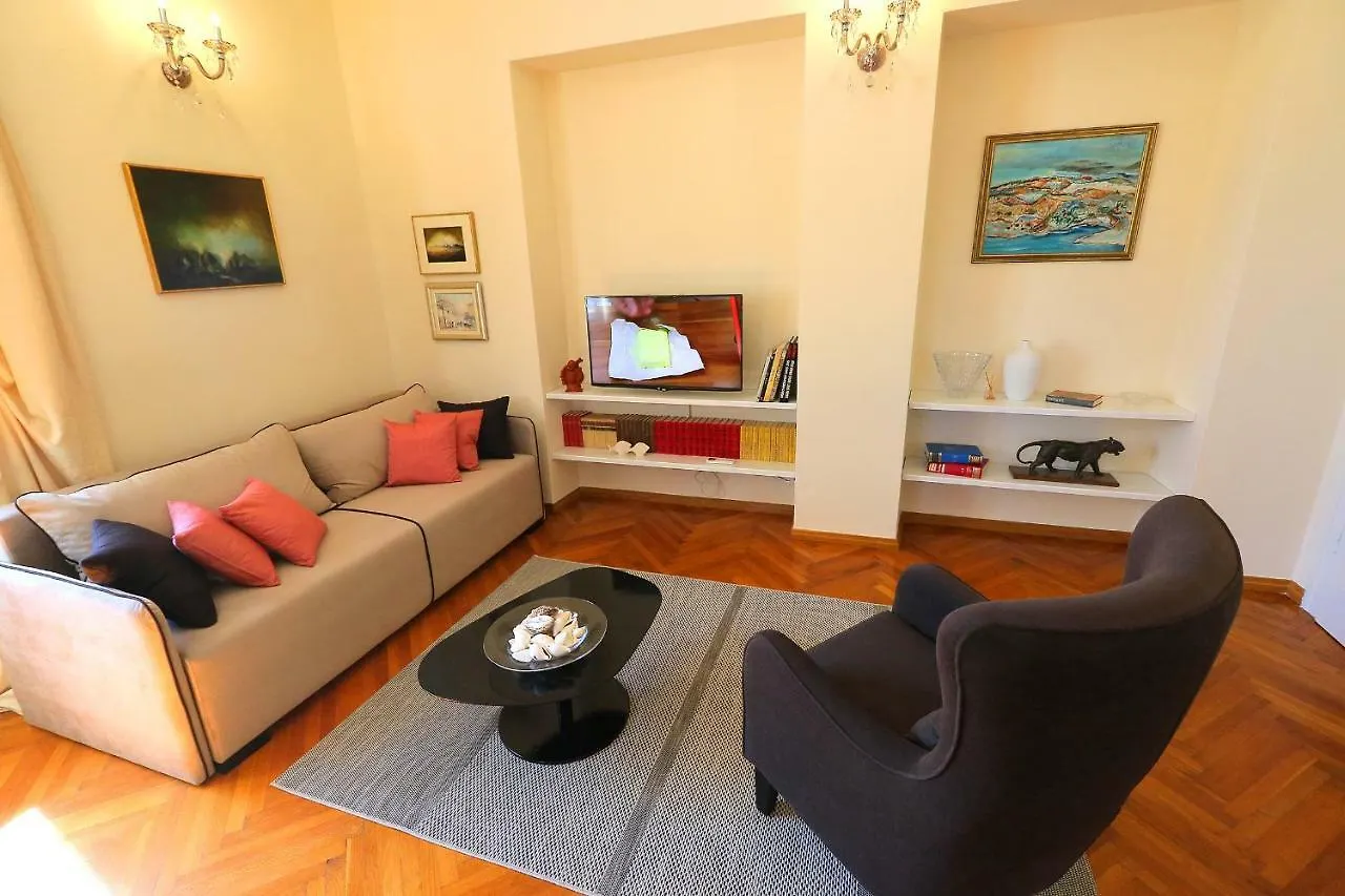 Apartment Miramare On The Beach Split 0*,